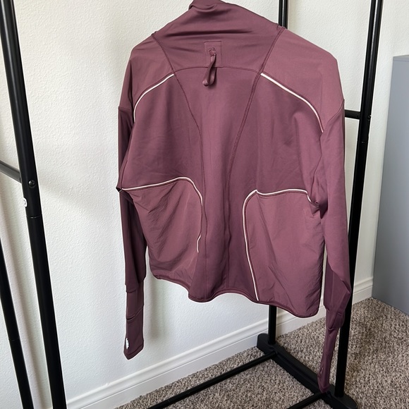 FREE PEOPLE Act Fast Warmth Layer in maroon NWOT sz Large - Picture 8 of 12